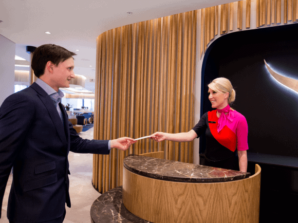 Qantas lounge entry