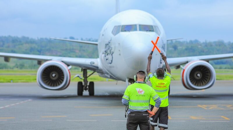 A Virgin Australia 737 pulls into the gate at Port Vila