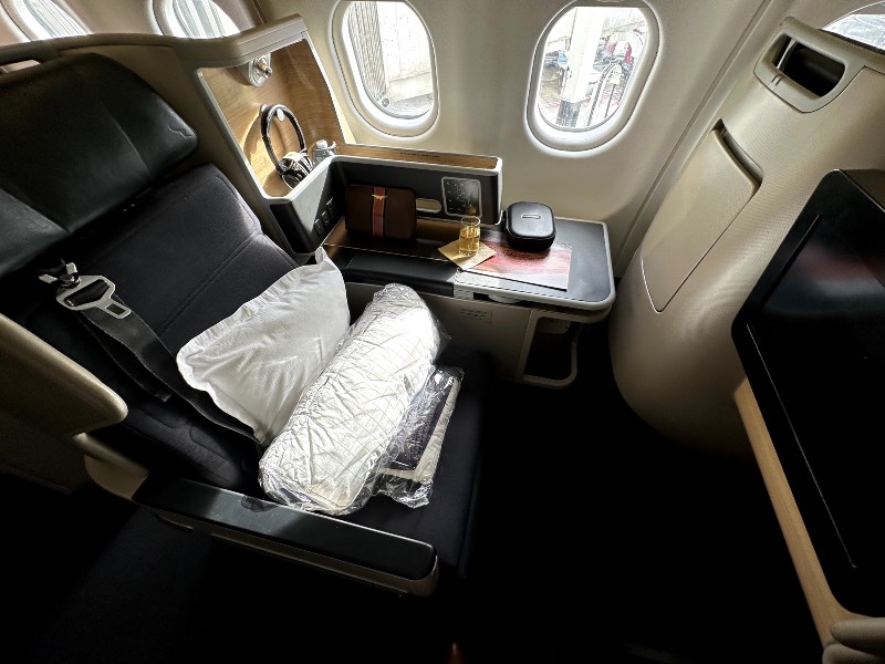 Redeem points with Australian frequent flyer programs for business class flights