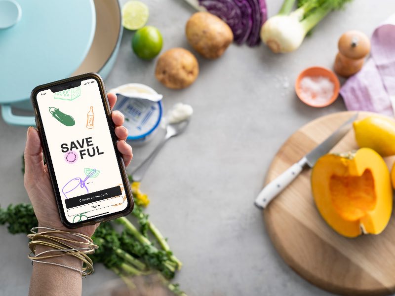 Earn Qantas points and a Green Tier leaf by completing surveys in the Saveful app