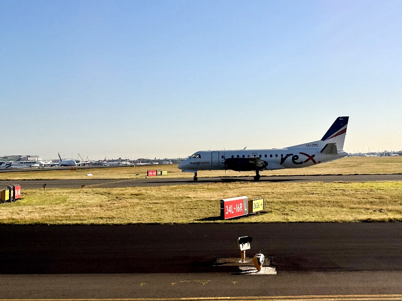 Rex Saab 340 at SYD