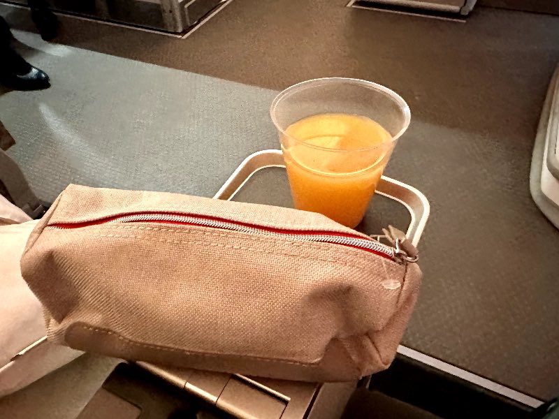 Amenity kit in Iberia Turista Premium