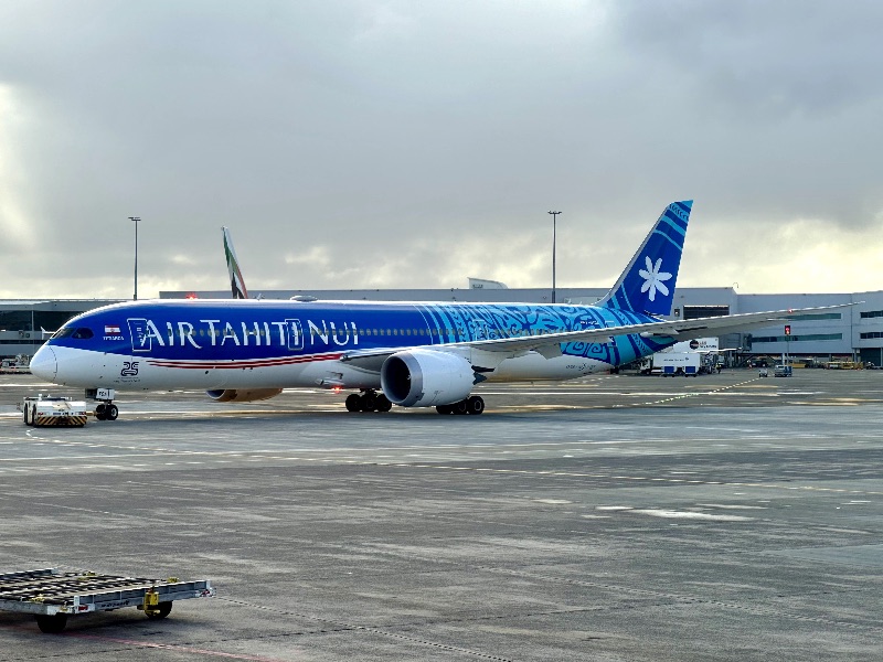 An Air Tahiti Nui Boeing 787 at Auckland Airport