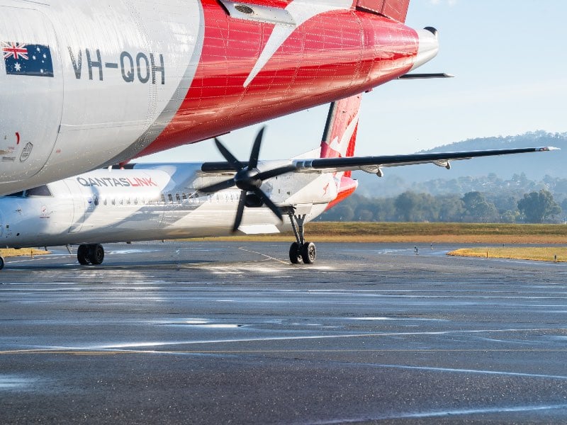 QantasLink Dash 8 Q400s at Albury Airport