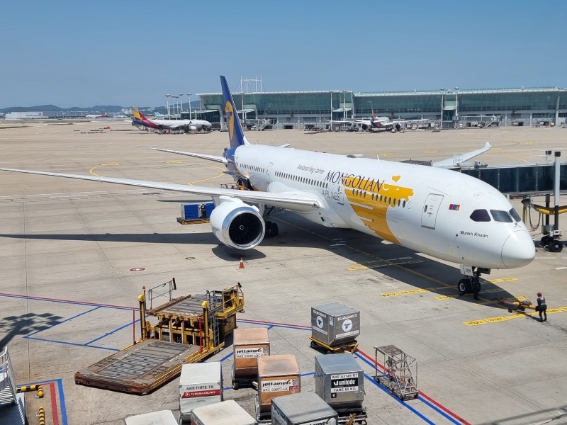 MIAT Mongolian Airlines Boeing 787 at Seoul Incheon Airport