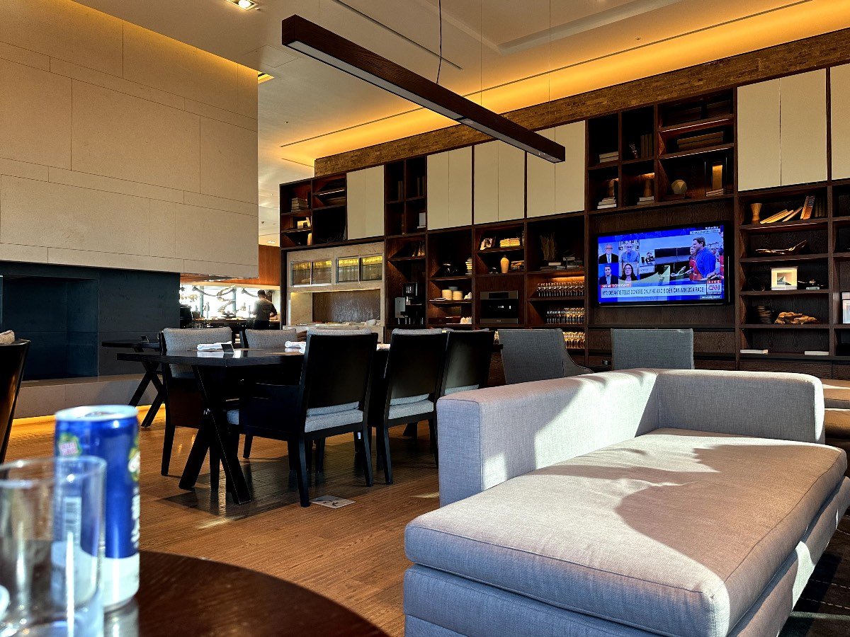 Executive lounge at Conrad Seoul