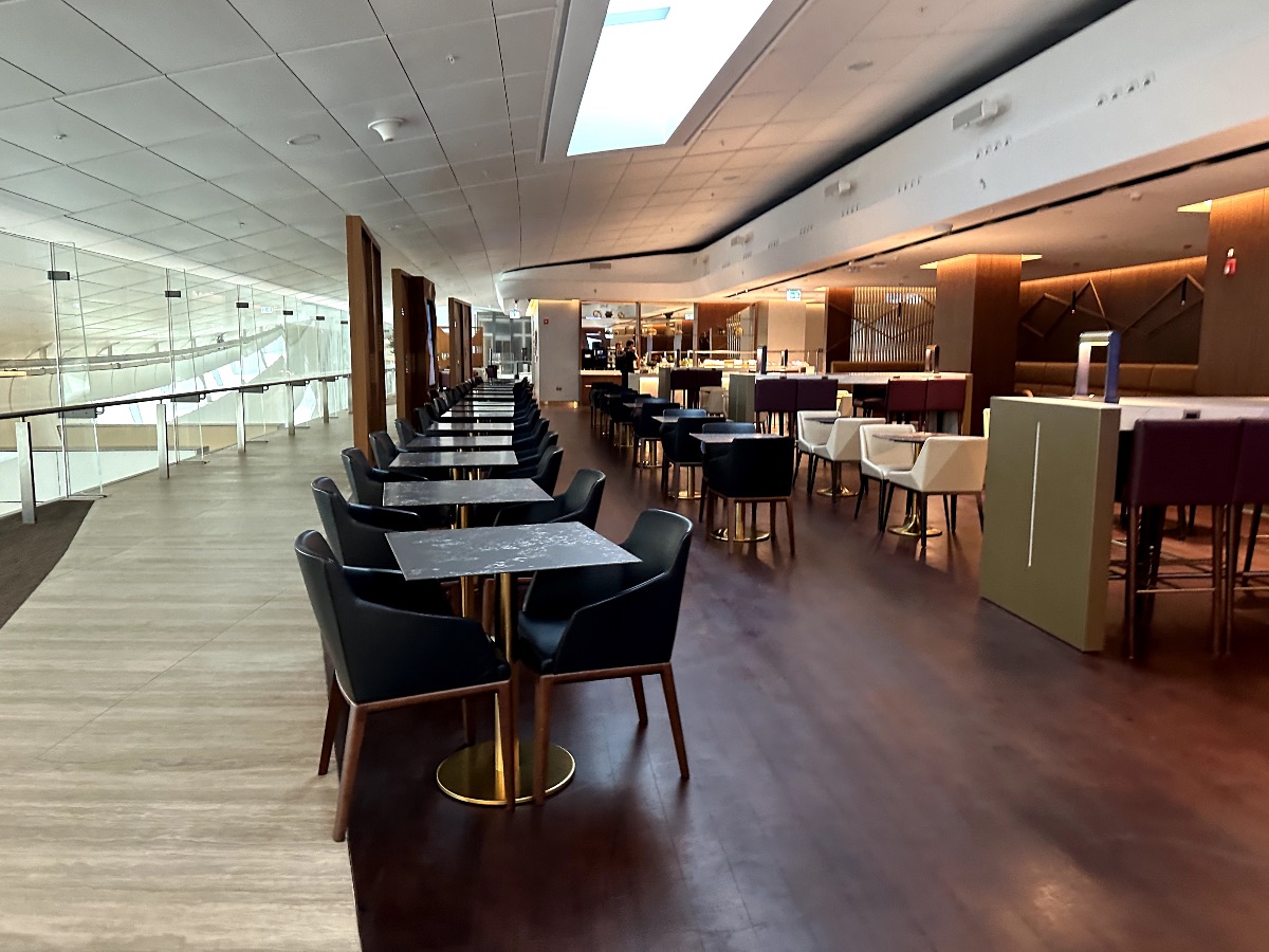 Dining area in the Etihad Airways Business Lounge in Abu Dhabi