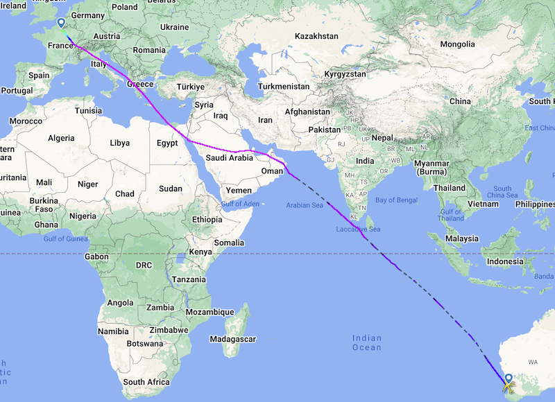 QF33 flight path from Perth to Paris