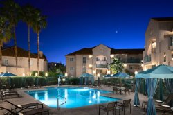 Hyatt-House-Scottsdale-Pool_R.jpg