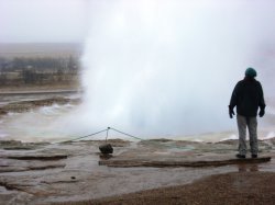 Geysir eruption 3.jpg