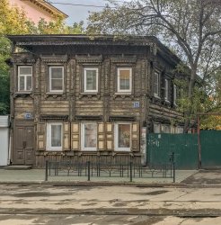 Traditional wooden houses, Russia Sept 18-5.jpg