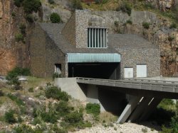 Huguenot_Tunnel_entrance.jpg