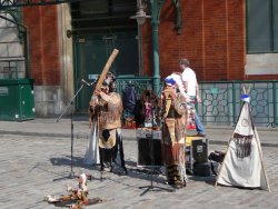 P1020015 unusual buskers at Covent Garden.JPG