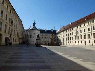 Praguecastle3.JPG