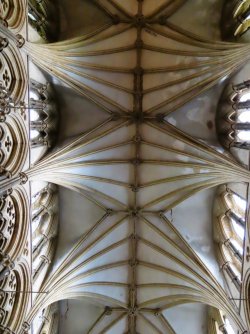 Lincoln nave vaults.JPG