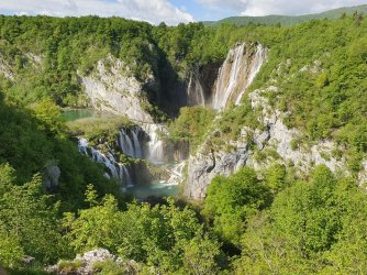 Plitvice Lakes1.jpg