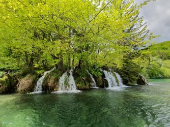 Plitvice Lakes4.jpg