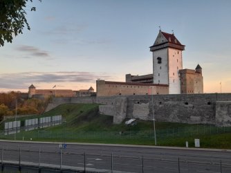 hermann castle.jpg