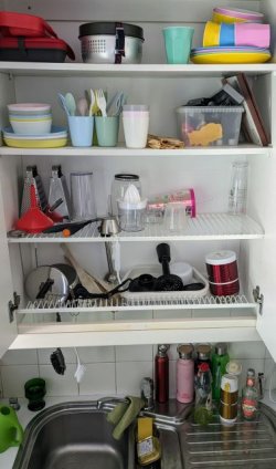 15 Dish drying cupboard.jpg