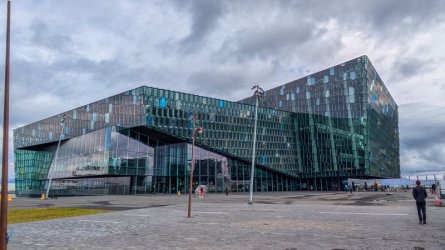 23 Reykjavik Harpa outside.jpg