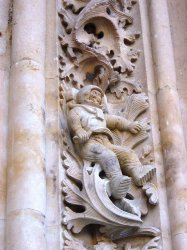 Salamanca astronaut carving.JPG